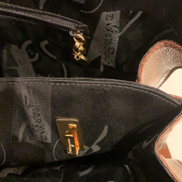 Salvatore Ferragamo Handbag 5645 Gancini 2WAY leather - Picture 4 of 12